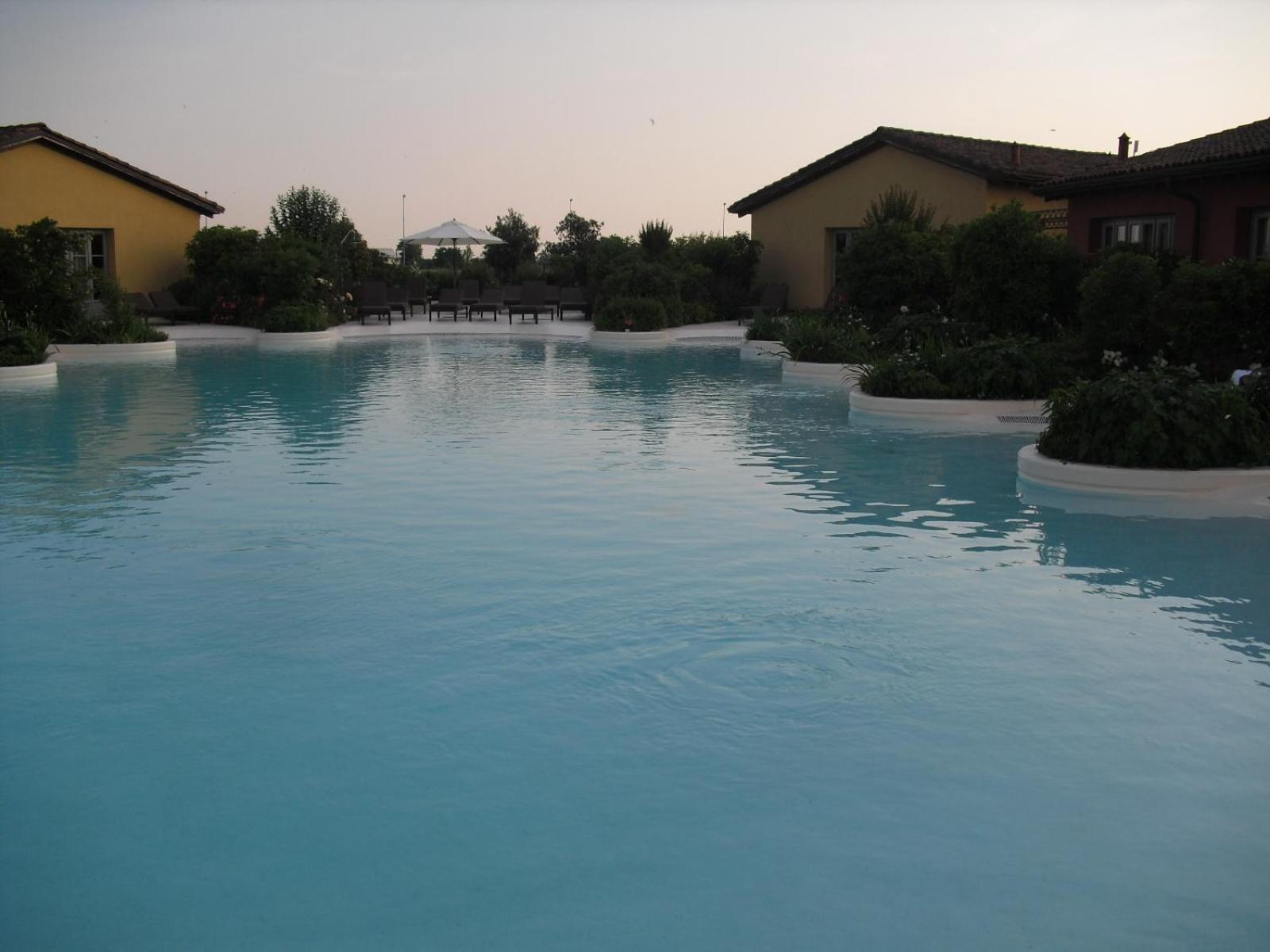 Joia Hotel & Luxury Apartments Rta Brusaporto Esterno foto