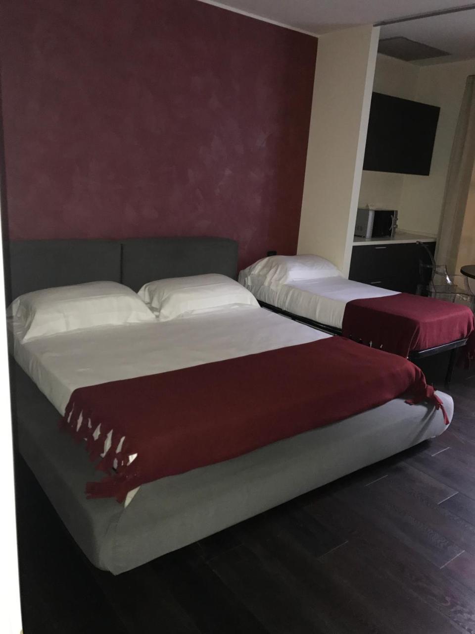 Joia Hotel & Luxury Apartments Rta Brusaporto Esterno foto
